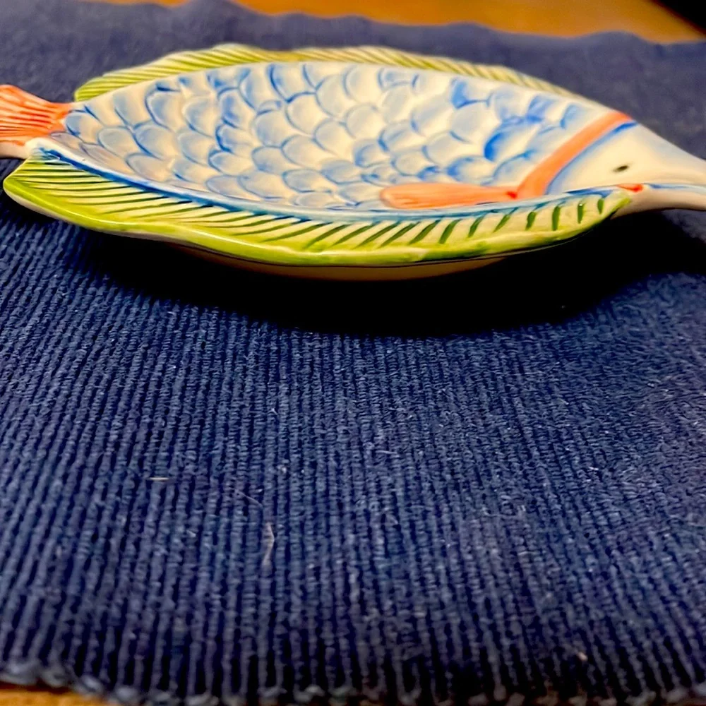 Pier 1 imports hand painted, flawless, porcelain tropical fish dish.